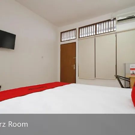Reddoorz Plus Near Plaza Indonesia-2
